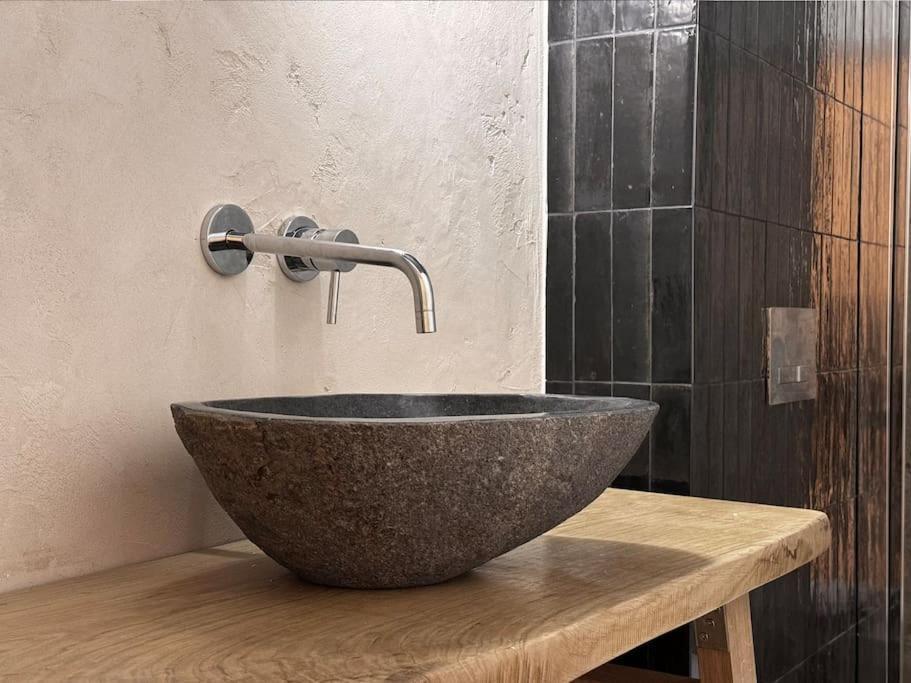 Natural Apartment In The City Center - Old Town Вроцлав Экстерьер фото